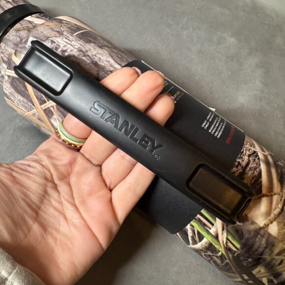 Stanley Mossy Oak Camo hunt‎ and fish collection Classic Insulated Bottle NWT - Picture 6 of 9